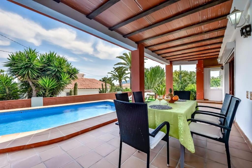 Villas Guzman - Mouna Calp Dış mekan fotoğraf