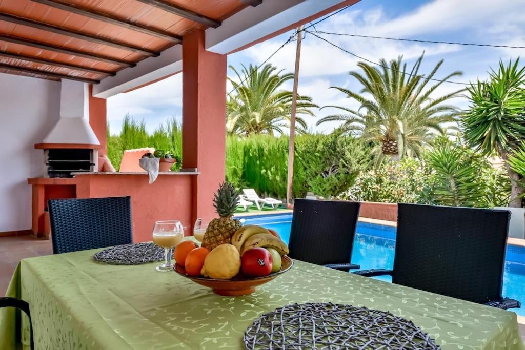 Villas Guzman - Mouna Calp Dış mekan fotoğraf