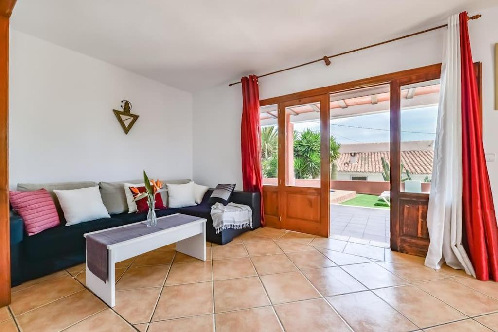 Villas Guzman - Mouna Calp Dış mekan fotoğraf