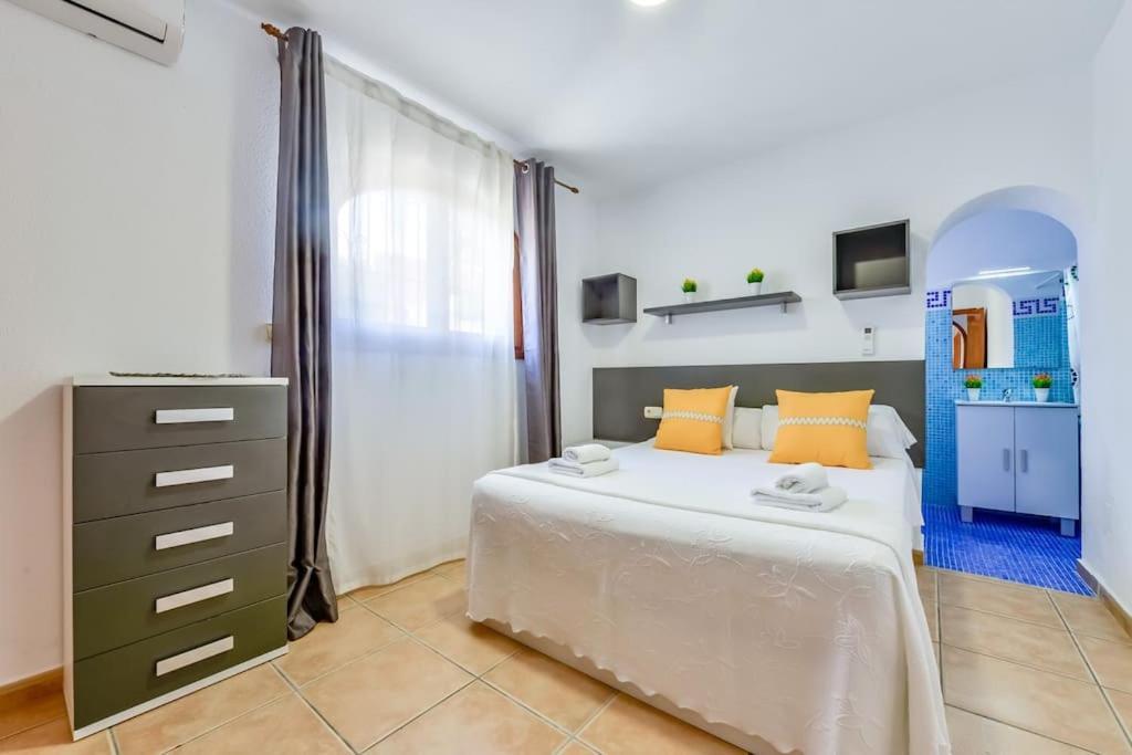 Villas Guzman - Mouna Calp Dış mekan fotoğraf