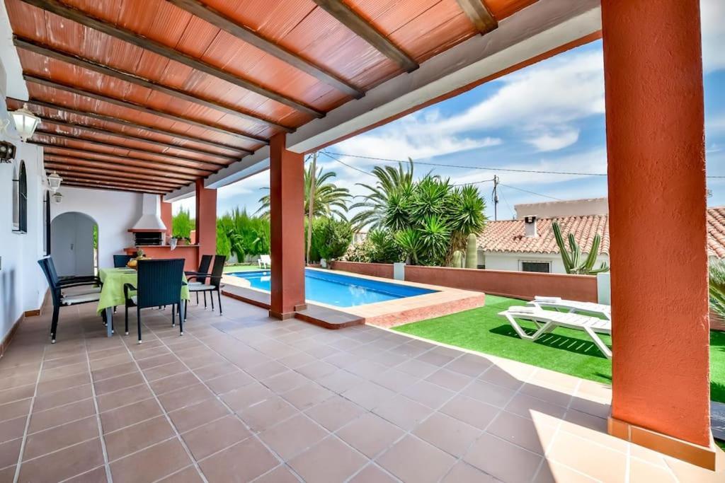 Villas Guzman - Mouna Calp Dış mekan fotoğraf